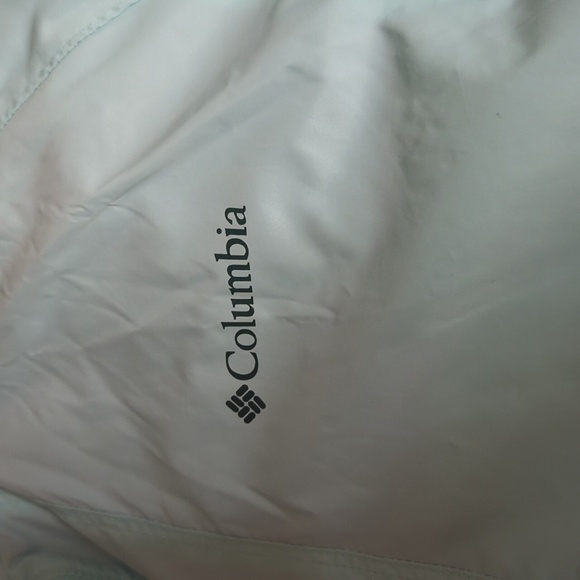 Columbia Full Zip Women's Windbreaker Packable Hidden Hood Size L New MSRP $54.9 - Picture 3 of 8